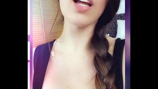 Video clips, masturberen, proberen op kleding en blote vanaf februari 2020 Video clips, masturberen, proberen op kleding en blote vanaf februari 2020