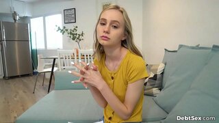 Ȃ�脏的费利克斯-她吮和游乐设施的公鸡